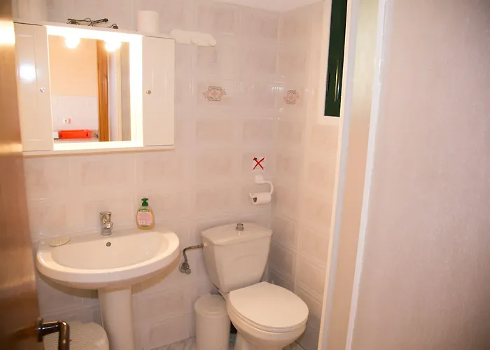 Almyros & Apartment Kounopetra