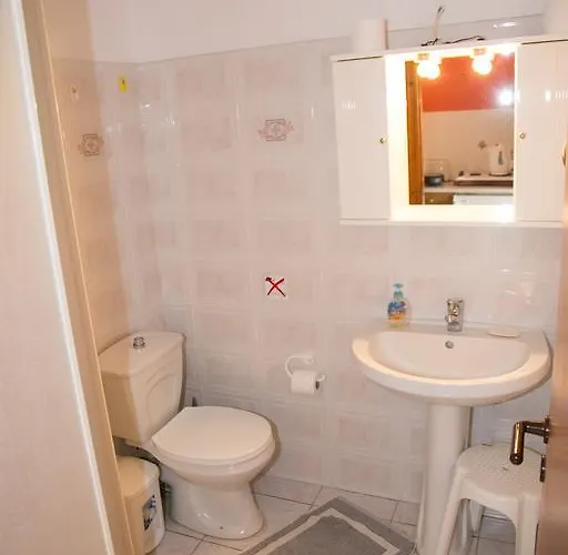 Apartment Almyros & *