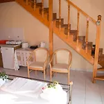 Apartment Almyros &