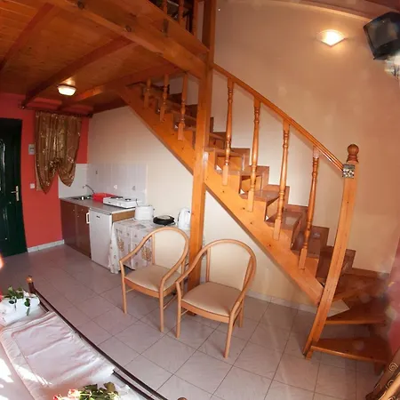 Almyros & Apartament Kounopetra